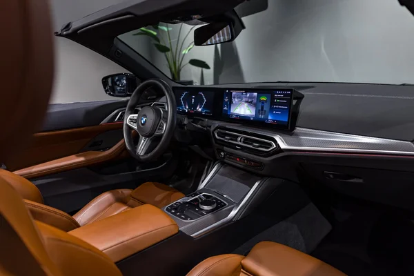 BMW 4 Reeks (2024) — foto 8 van 40