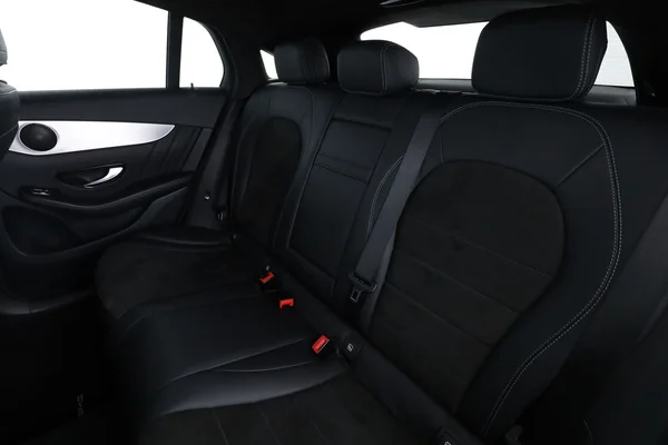 Mercedes-Benz GLC-Klasse (2018) — foto 5 van 16