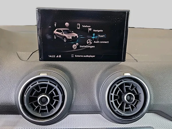 Audi Q2 (2020) — foto 13 van 25