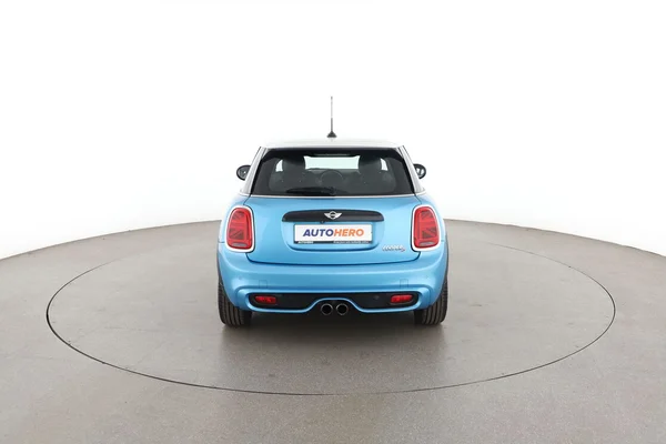 MINI Mini (2015) — foto 11 van 16
