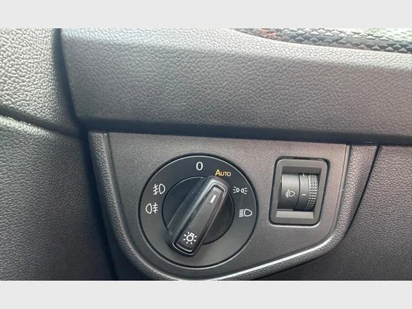 Volkswagen Polo (2024) — foto 8 van 28