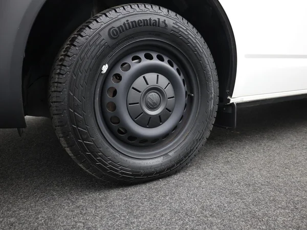 VOLKSWAGEN Transporter T6.1 1000 Fourgon Lwb Dsl (2024) — foto 2 van 16