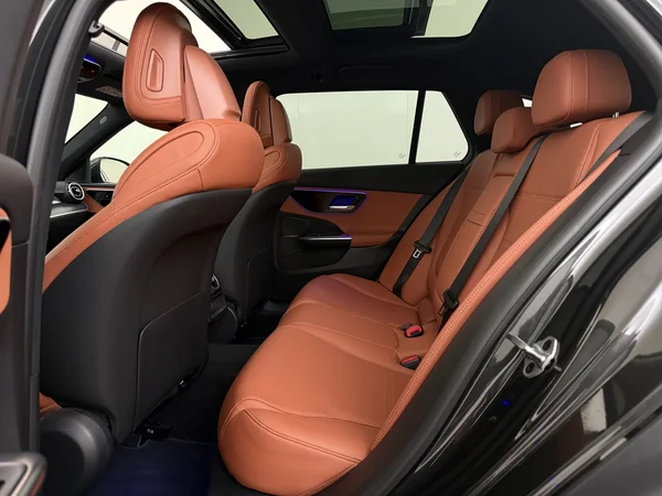 MERCEDES C 220 (2022) — foto 5 van 31