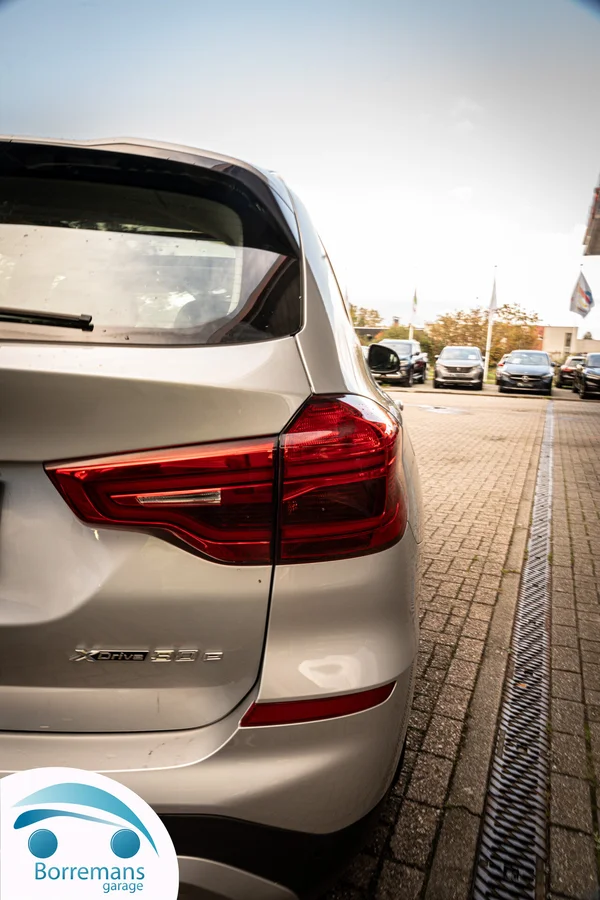 BMW X3 (2021) — foto 2 van 50