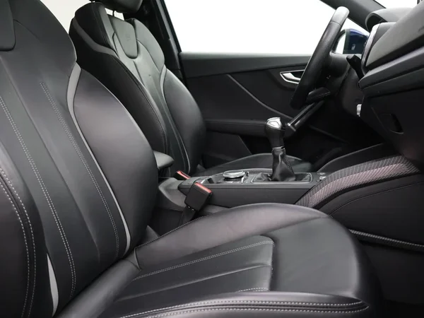 Audi Q2 (2022) — foto 29 van 29