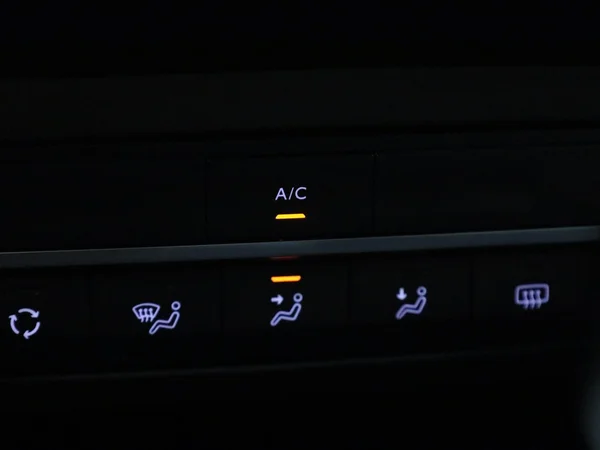 Opel Combo Life (2022) — foto 14 van 35