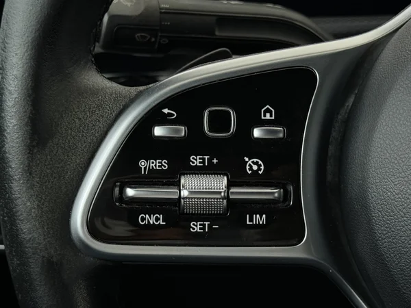MERCEDES CLA 250 (2022) — foto 9 van 32