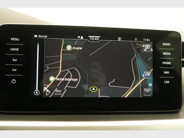 SKODA Kamiq (2023) — foto 4 van 28