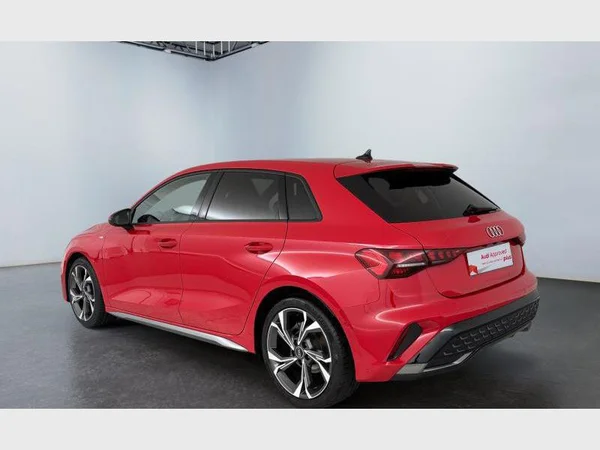 Audi A3 Sportback (2025) — foto 12 van 15