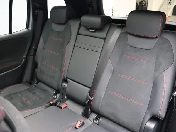 Mercedes-Benz EQB (2025) — foto 18 van 33