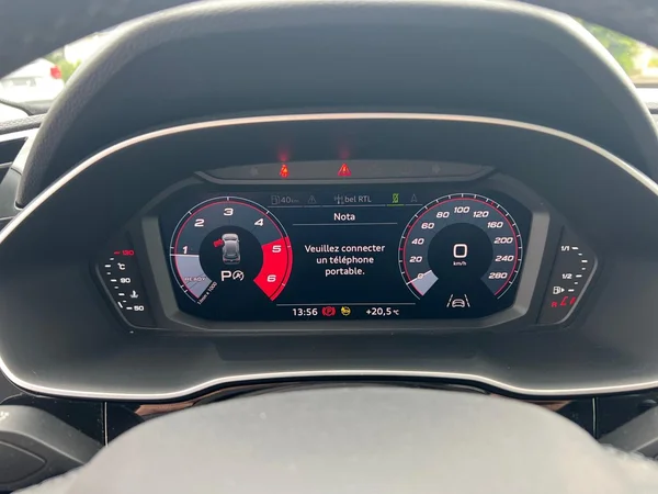 AUDI Q3 Dsl (2021) — foto 17 van 18