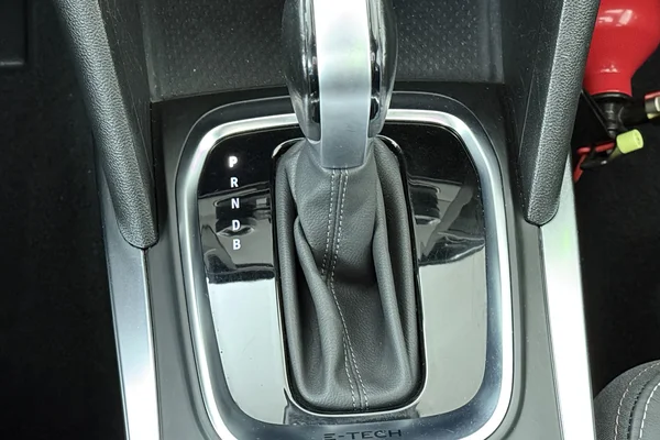 Renault Megane SW Phase II E-TECH (PHEV) (2021) — foto 4 van 24