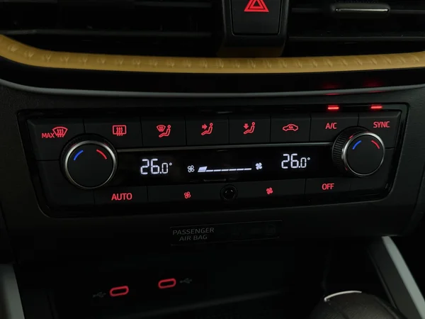 SEAT Arona (2022) — foto 17 van 27