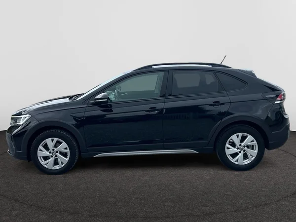 VOLKSWAGEN Taigo (2023) — foto 10 van 18