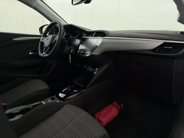 OPEL Corsa (2023) — foto 3 van 26