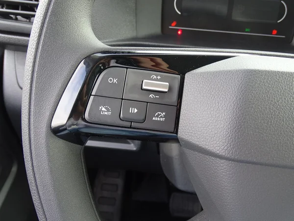 Peugeot Expert (2026) — foto 3 van 15
