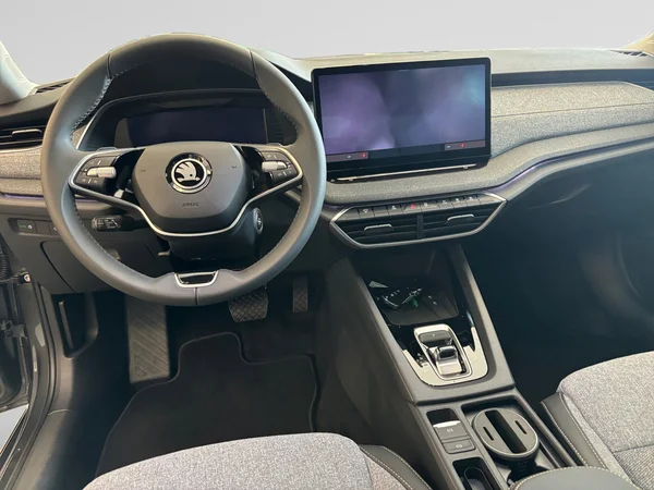 SKODA Octavia Combi (2025) — foto 14 van 24