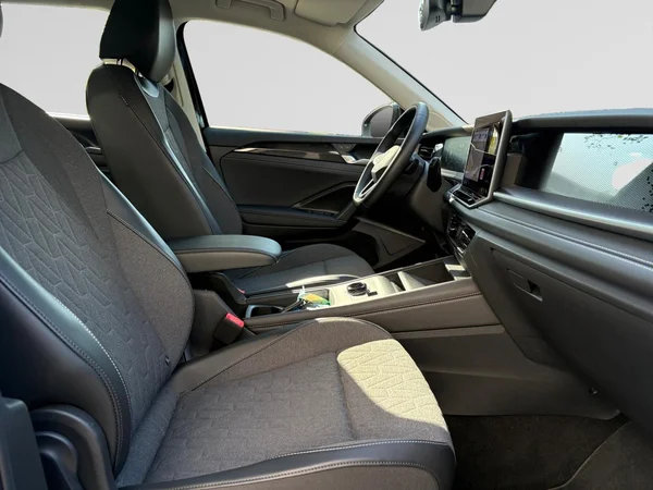 VOLKSWAGEN Tayron (2025) — foto 8 van 24