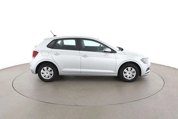 Volkswagen Polo (2021) — foto 13 van 16