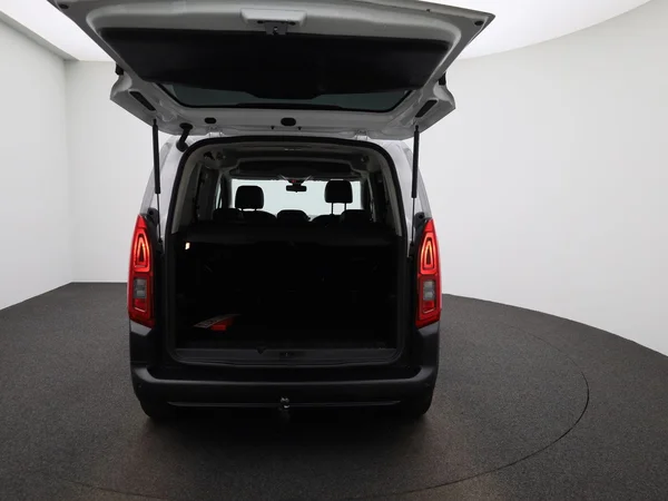 Opel Combo Life (2022) — foto 6 van 37