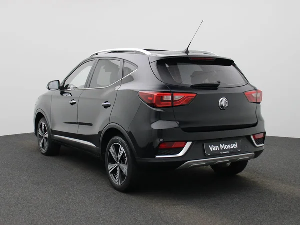 MG ZS EV (2021) — foto 12 van 42