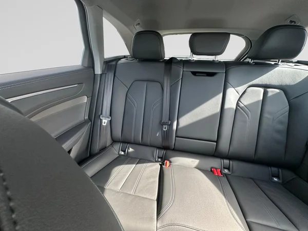 AUDI A6 SW (2026) — foto 10 van 23