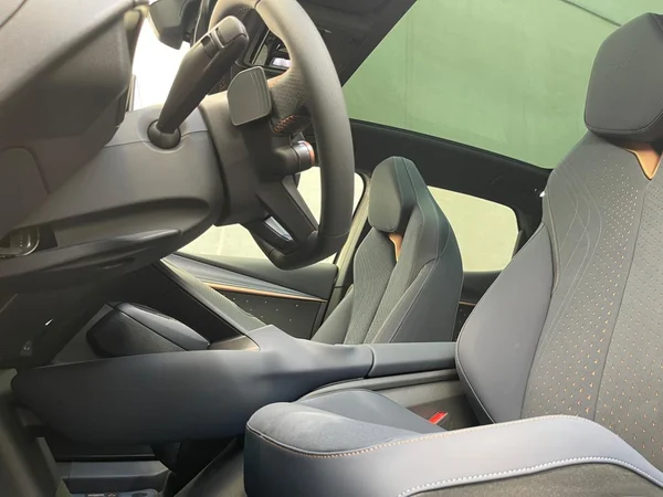 CUPRA Tavascan (2026) — foto 2 van 15