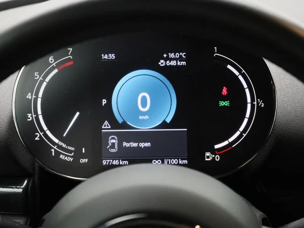MINI Clubman (2022) — foto 40 van 41