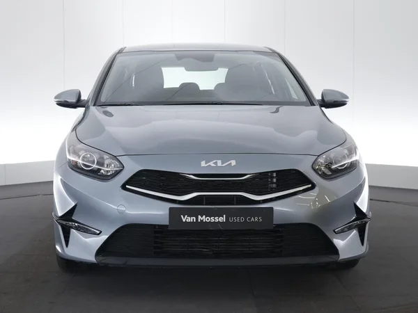 Kia cee'd (2024) — foto 22 van 28