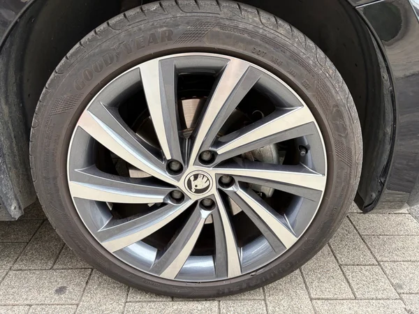 SKODA Octavia Combi (2024) — foto 23 van 24