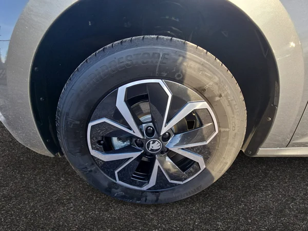 SKODA Kamiq (2026) — foto 22 van 24