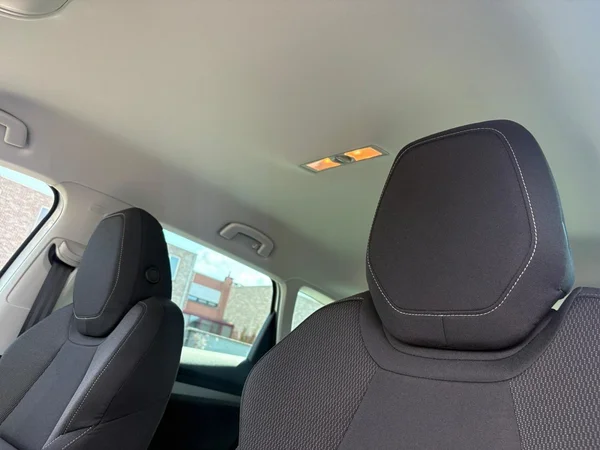 SKODA Karoq (2025) — foto 15 van 24
