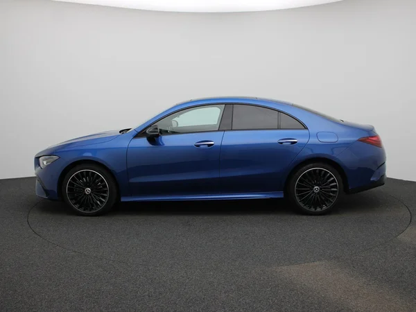 Mercedes-Benz CLA (2024) — foto 34 van 57