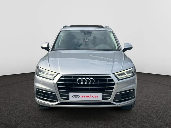 AUDI Q5 Dsl (2018) — foto 12 van 18
