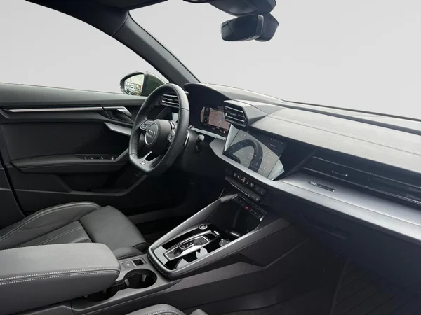 AUDI A3 Sportback (2025) — foto 9 van 24