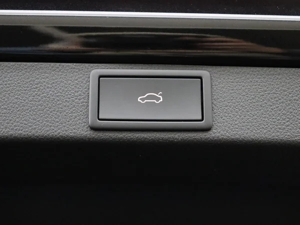 SKODA Octavia Combi (2024) — foto 7 van 19