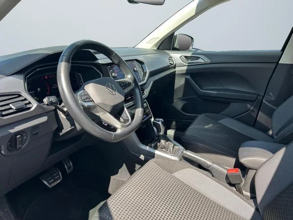 VOLKSWAGEN T-Cross (2022) — foto 31 van 31