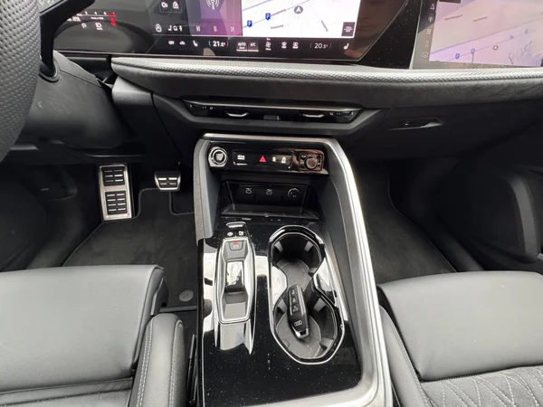 AUDI Q5 (2025) — foto 11 van 24