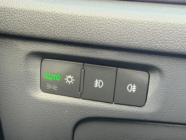 SKODA Octavia Combi (2024) — foto 20 van 20