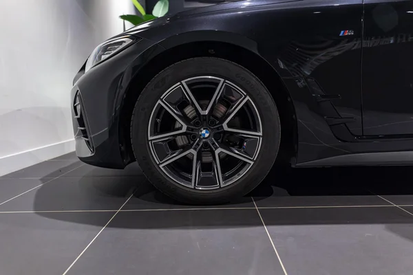 BMW 4 Reeks (2023) — foto 34 van 36