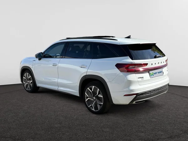 SKODA Kodiaq PHEV (2025) — foto 12 van 29