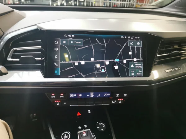 AUDI Q4 e-tron (2026) — foto 4 van 16