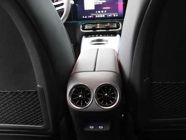 Mercedes-Benz CLA (2026) — foto 14 van 32