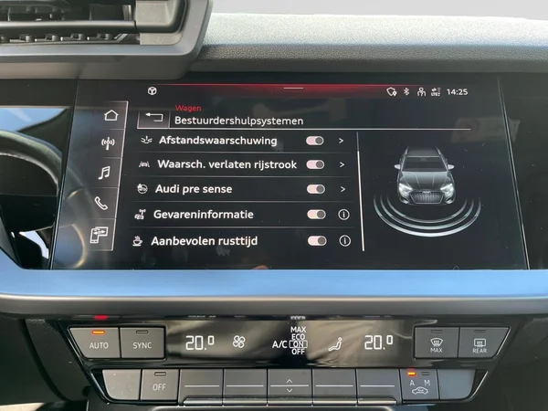 AUDI A3 Sportback (2024) — foto 7 van 21