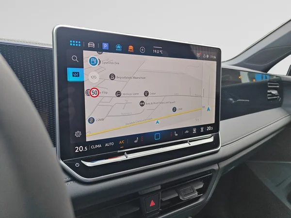 VOLKSWAGEN Tiguan (2026) — foto 10 van 19
