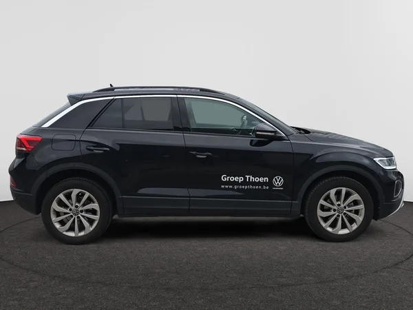VOLKSWAGEN T-Roc (2025) — foto 13 van 16