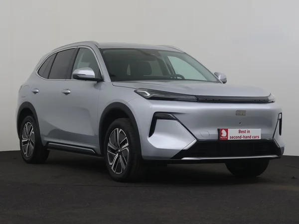 GEELY Starray EM-i (2026) — foto 24 van 29