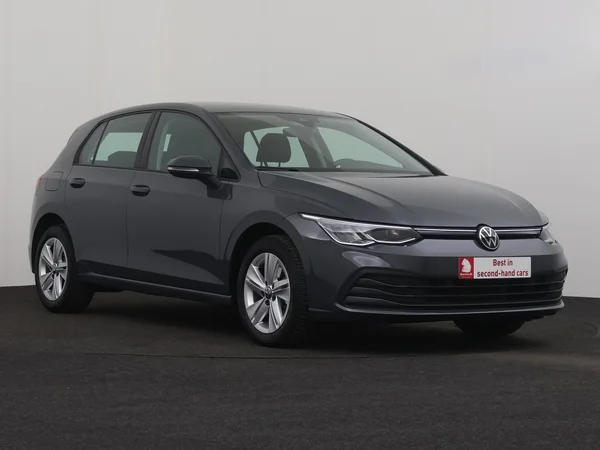 VOLKSWAGEN Golf (2024) — foto 23 van 28