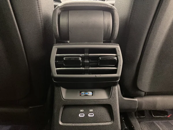 AUDI A3 Sportback (2024) — foto 6 van 36