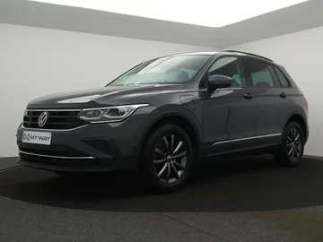 Volkswagen Tiguan (2022)